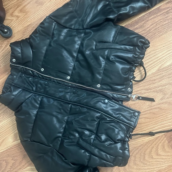 Love Tree Black Puffer Jacket - Picture 1 of 2